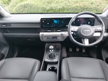 Used Hyundai KONA 2024 for sale - 76207819: Photo 2