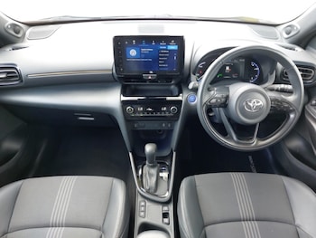 Used Toyota Yaris Cross 2022 for sale - 78498056: Photo