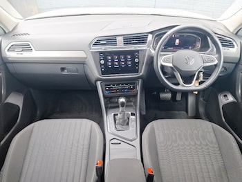 Used Volkswagen Tiguan Allspace 2023 for sale - 78770775: Photo