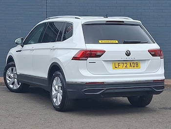 Used Volkswagen Tiguan Allspace 2023 for sale - 78770775: Photo