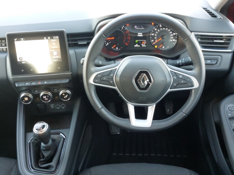 Used Renault Clio 2022 for sale - 76752109: Photo 7