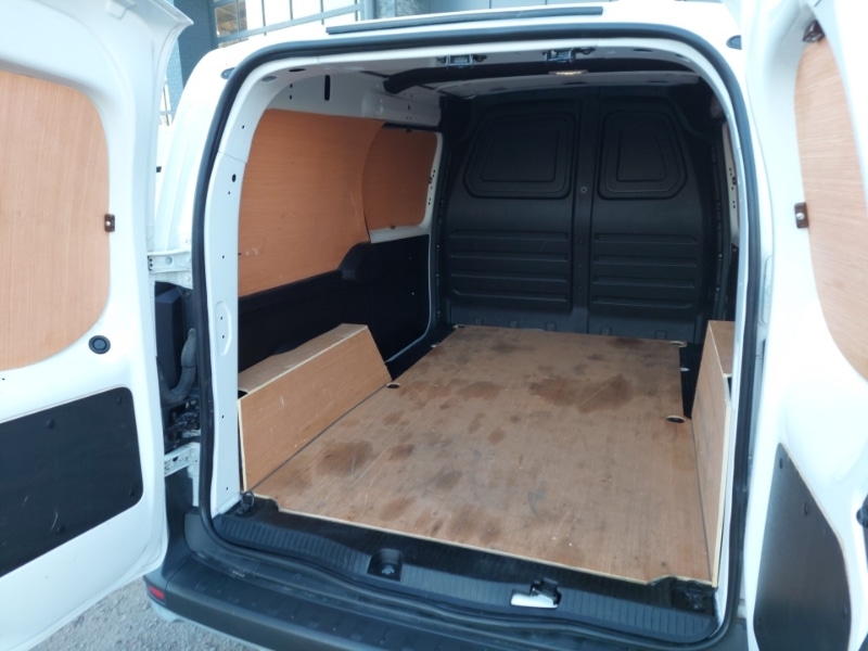 Used Nissan Other 2023 for sale - 77913181: Photo 8