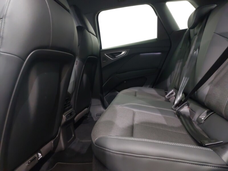Used Audi Q4 e-tron 2022 for sale - 77722356: Photo 6