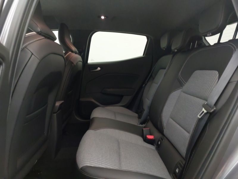 Used Renault Clio 2024 for sale - 76169439: Photo 6