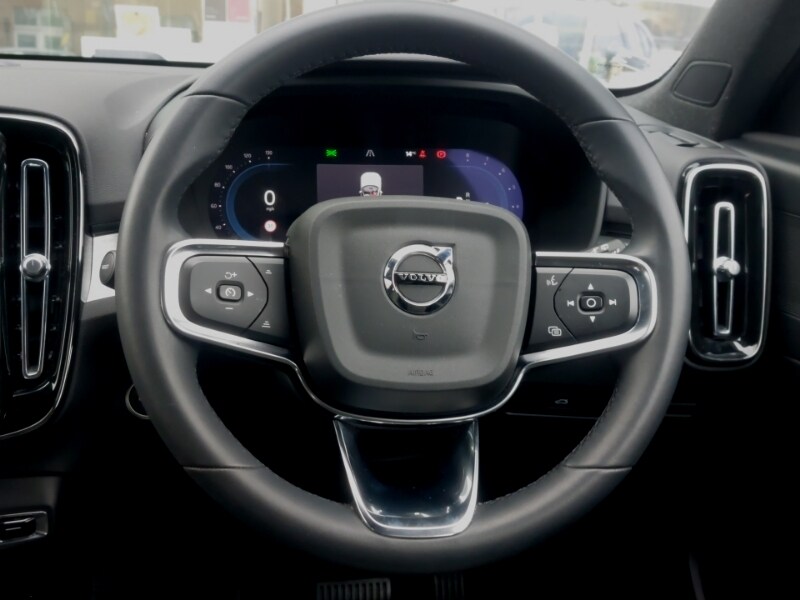 Used Volvo XC40 2023 for sale - 78179118: Photo 7