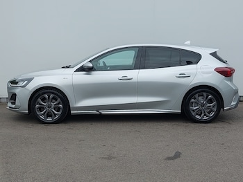 Used Ford Focus 2022 for sale - 78491274: Photo