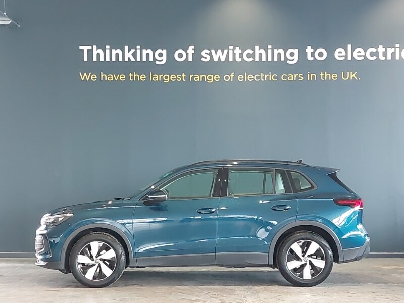 Used Volkswagen Tiguan 2024 for sale - 77999008: Photo 4