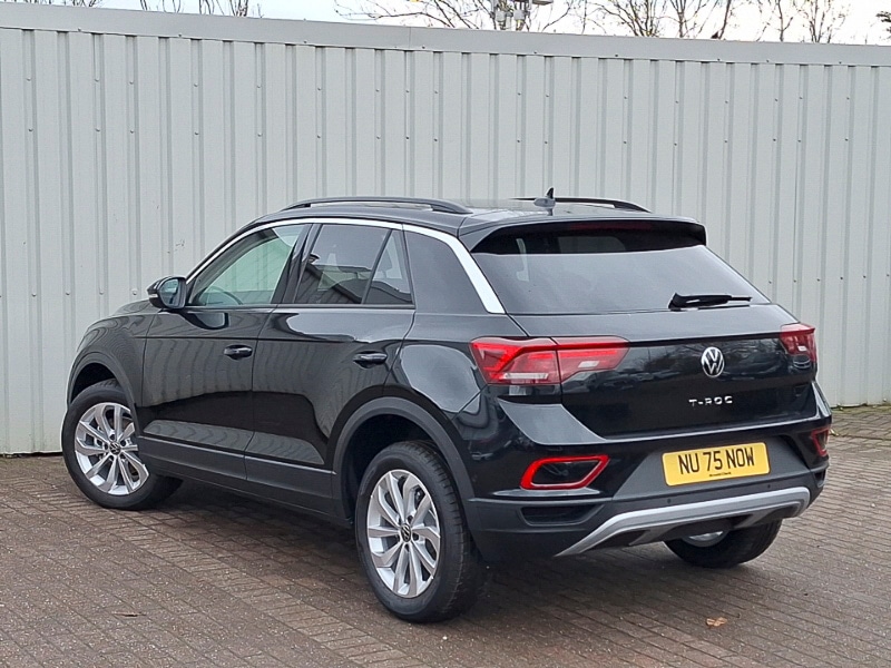 Used Volkswagen T-Roc 2025 for sale - 77304556: Photo 3