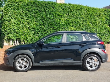 Used Hyundai KONA 2023 for sale - 79342969: Photo