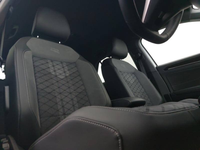 Used Volkswagen T-Roc 2024 for sale - 76664162: Photo 12