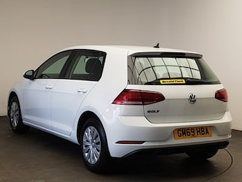 Used Volkswagen Golf 2020 for sale - 76282477: Photo