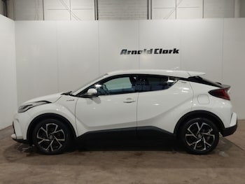 Used Toyota C-HR 2021 for sale - 77055451: Photo