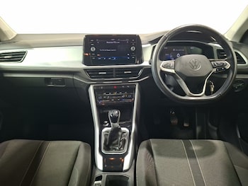 Used Volkswagen T-Roc 2023 for sale - 79350954: Photo