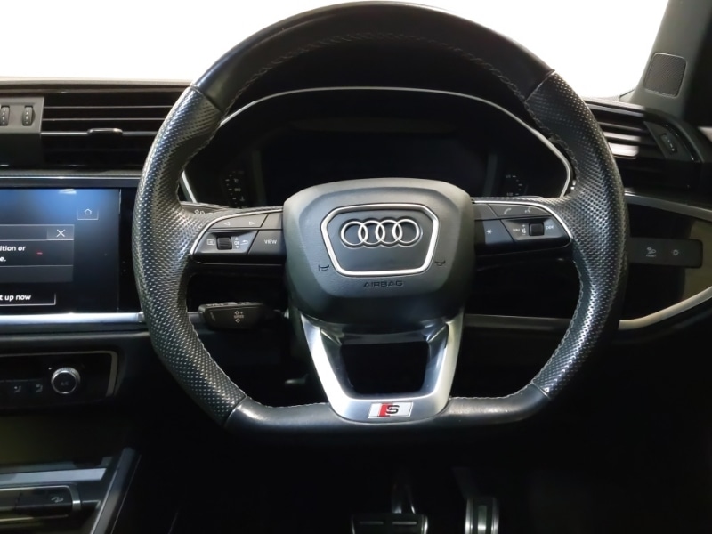 Used Audi Q3 2023 for sale - 76656840: Photo 10
