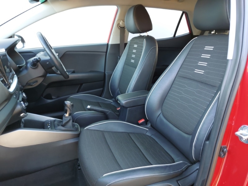 Used Kia Stonic 2021 for sale - 77954890: Photo 5