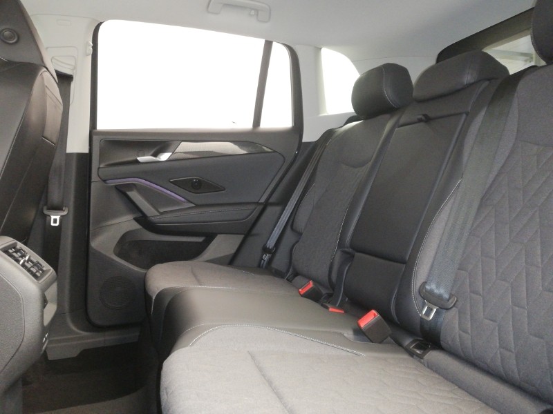 Used Volkswagen Tiguan 2024 for sale - 76817071: Photo 6