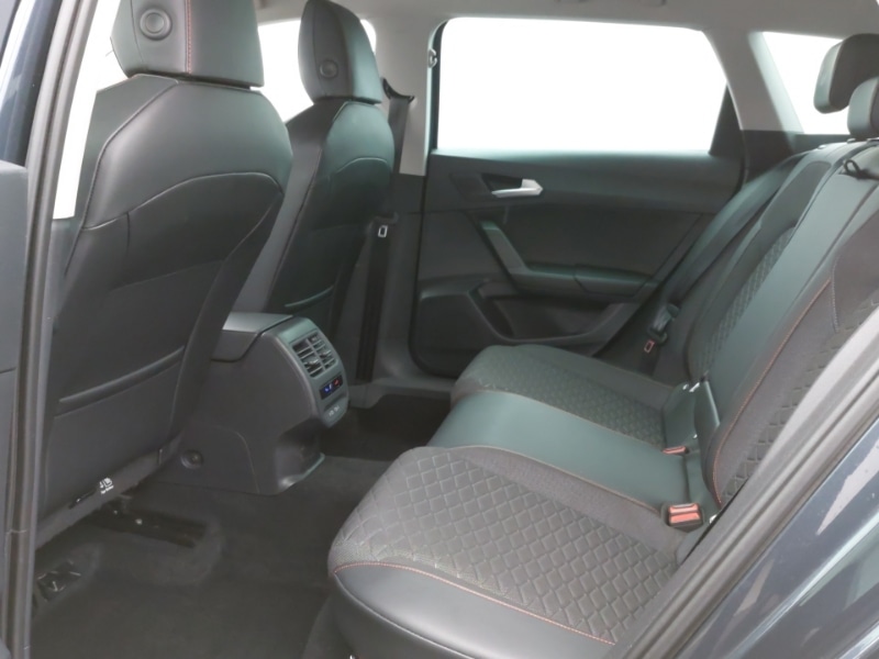 Used SEAT Leon 2021 for sale - 76631040: Photo 6