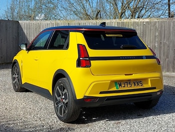 Used Renault 5 2025 for sale - 78057434: Photo