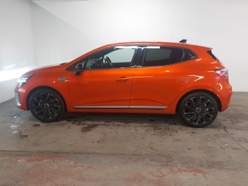 Used Renault Clio 2024 for sale - 78803232: Photo