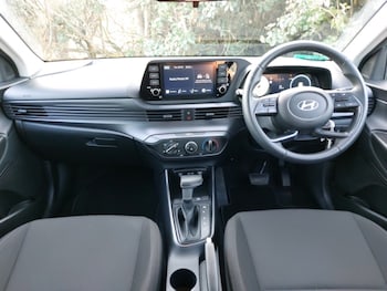 Used Hyundai i20 2023 for sale - 78343366: Photo