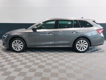Used Skoda Octavia 2024 for sale - 78643251: Photo