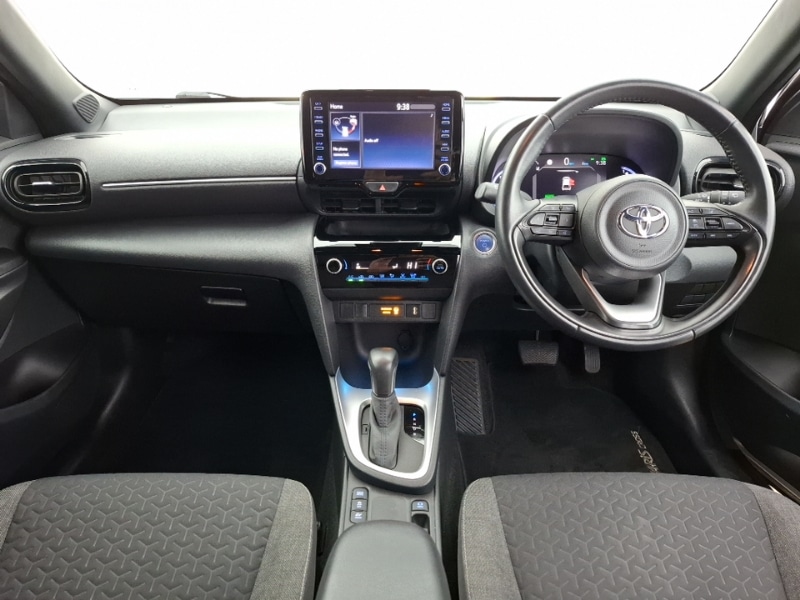 Used Toyota Yaris Cross 2022 for sale - 76726986: Photo 2