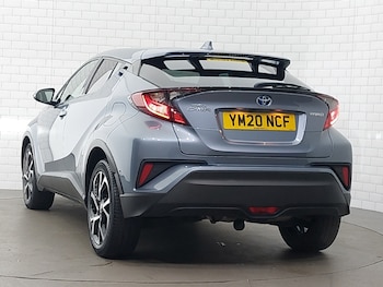Used Toyota C-HR 2020 for sale - 76661589: Photo
