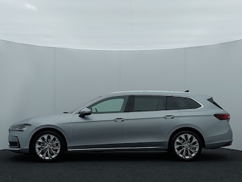 Used Skoda Superb 2024 for sale - 75779922: Photo