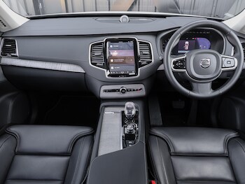 Used Volvo XC90 2023 for sale - 79597311: Photo