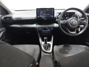 Used Toyota Yaris 2023 for sale - 78346934: Photo