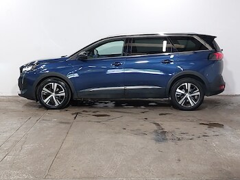 Used Peugeot 5008 2023 for sale - 79397319: Photo
