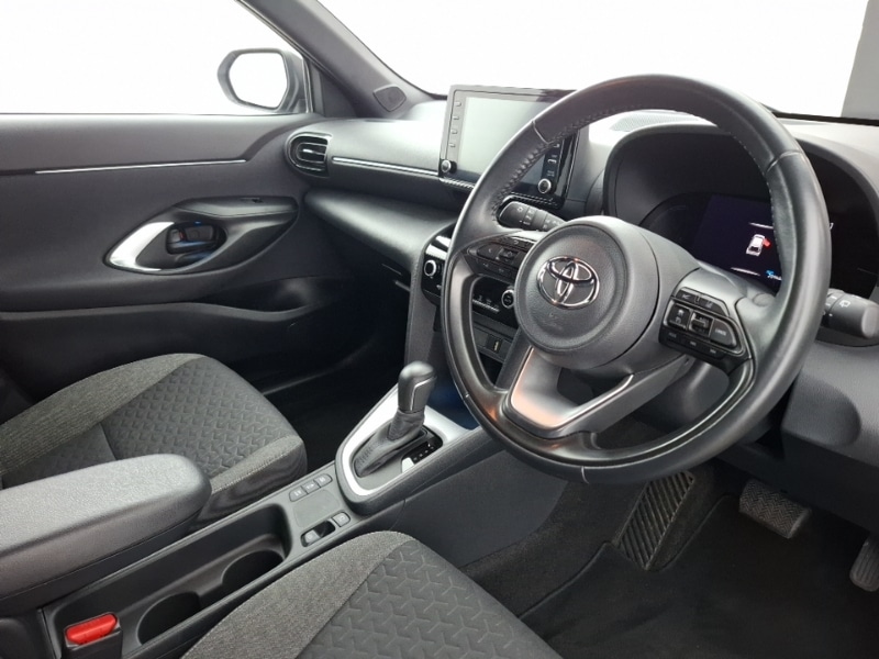 Used Toyota Yaris Cross 2022 for sale - 76383500: Photo 12