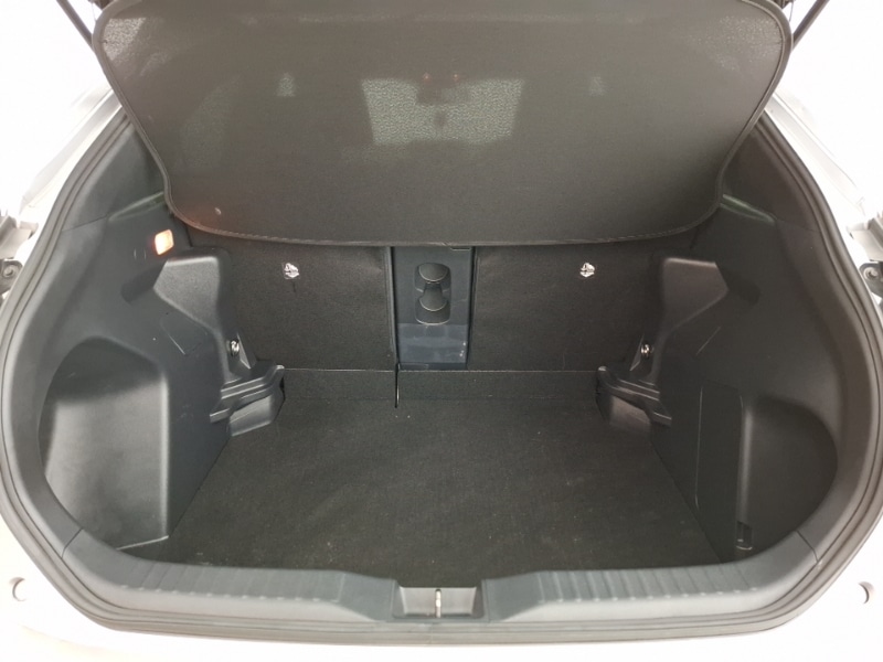 Used Toyota Yaris Cross 2022 for sale - 76383500: Photo 8