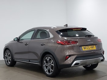 Used Kia XCeed 2020 for sale - 76120796: Photo 3