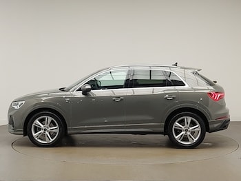 Used Audi Q3 2025 for sale - 77585394: Photo