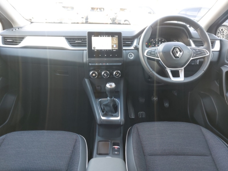 Used Renault Captur 2024 for sale - 77569621: Photo 2