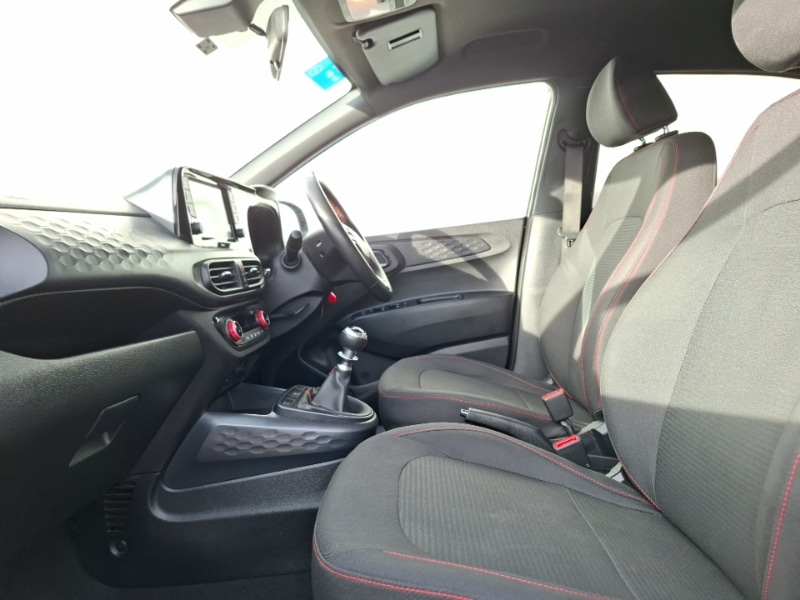 Used Hyundai i10 2022 for sale - 76695155: Photo 5