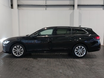 Used Skoda Superb 2024 for sale - 76834003: Photo