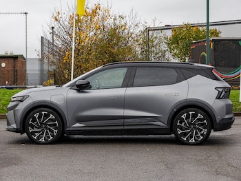 Used Renault Scenic E-Tech 2024 for sale - 77476260: Photo