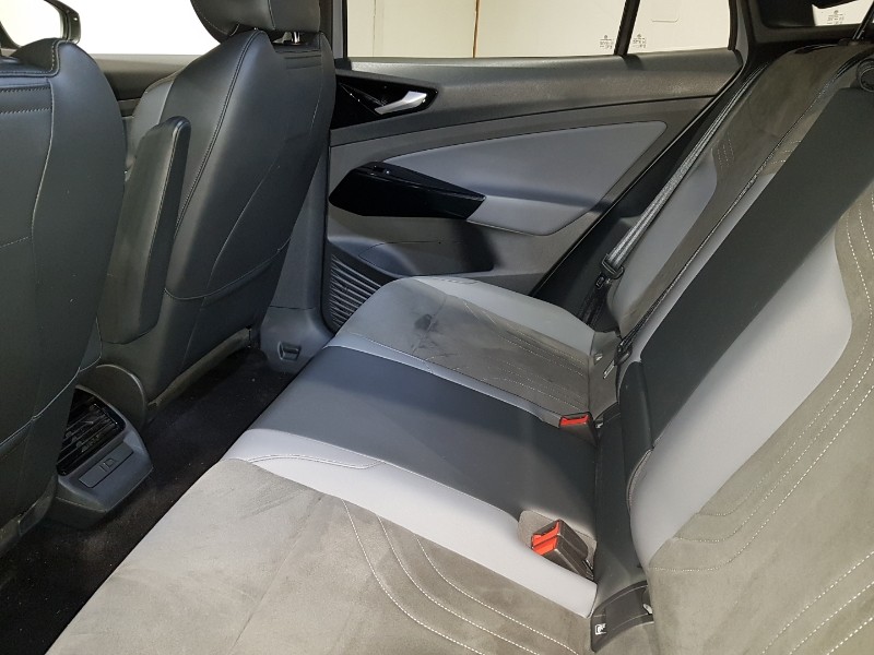 Used Volkswagen ID.4 2024 for sale - 78023253: Photo 6