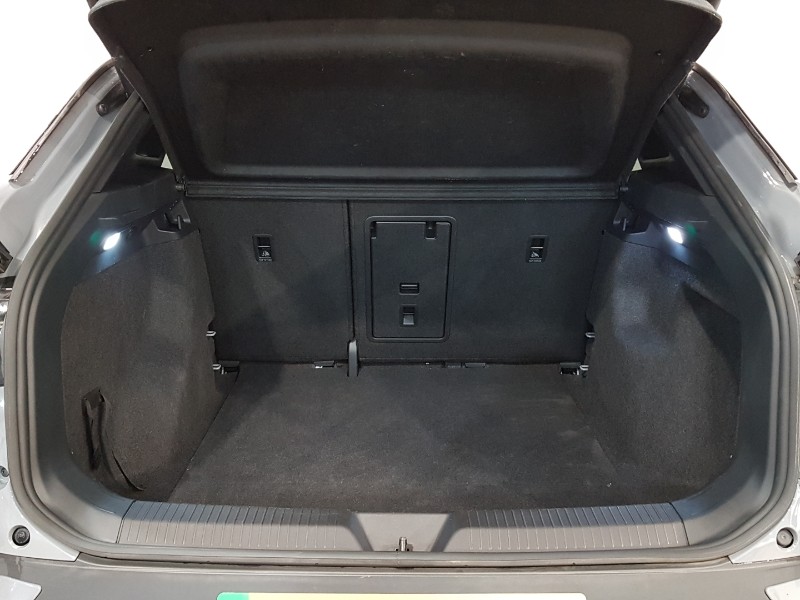 Used Volkswagen ID.4 2024 for sale - 78023253: Photo 8