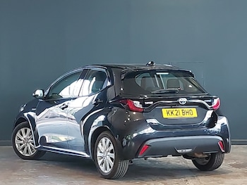 Used Toyota Yaris 2021 for sale - 78475272: Photo