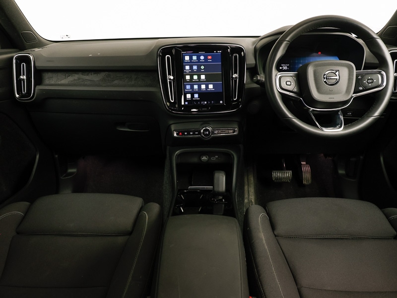 Used Volvo XC40 2022 for sale - 77090507: Photo 2