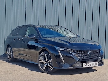 2025 - 1.2 Hybrid 145 GT 5dr e-DSC6