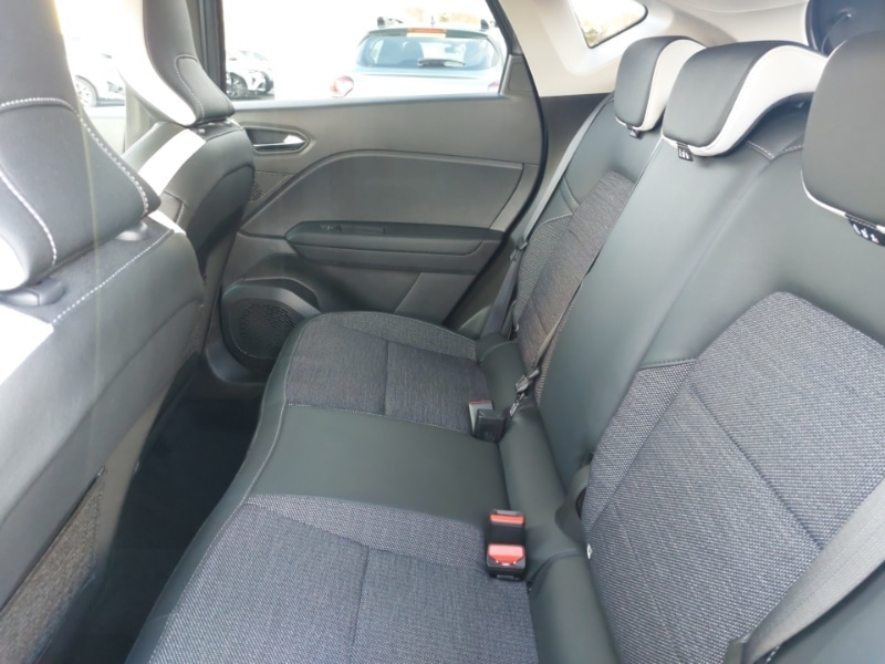 Used Renault Captur 2024 for sale - 77585438: Photo 6