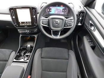 Used Volvo XC40 2025 for sale - 77485315: Photo