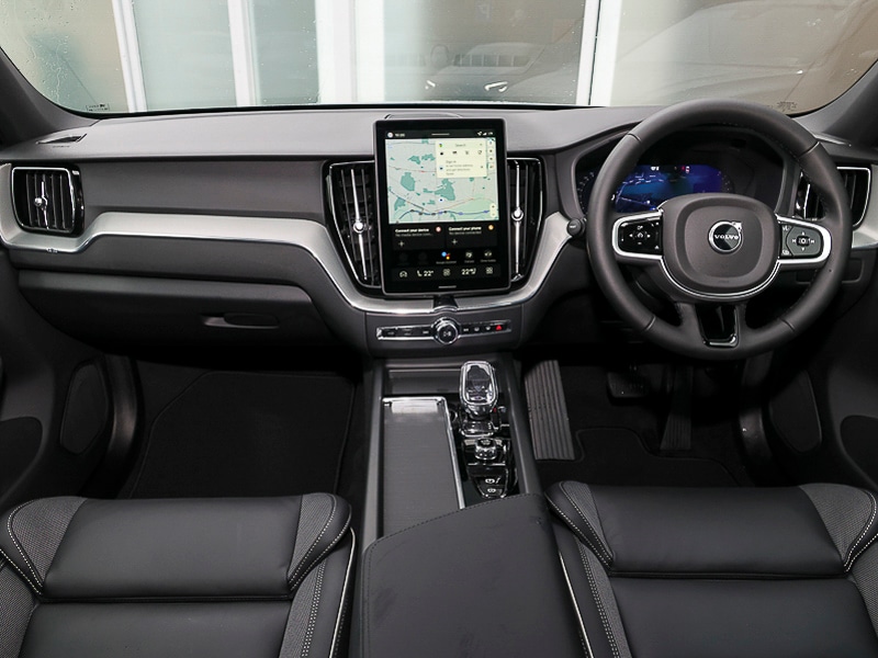 Used Volvo XC60 2025 for sale - 76669762: Photo 2