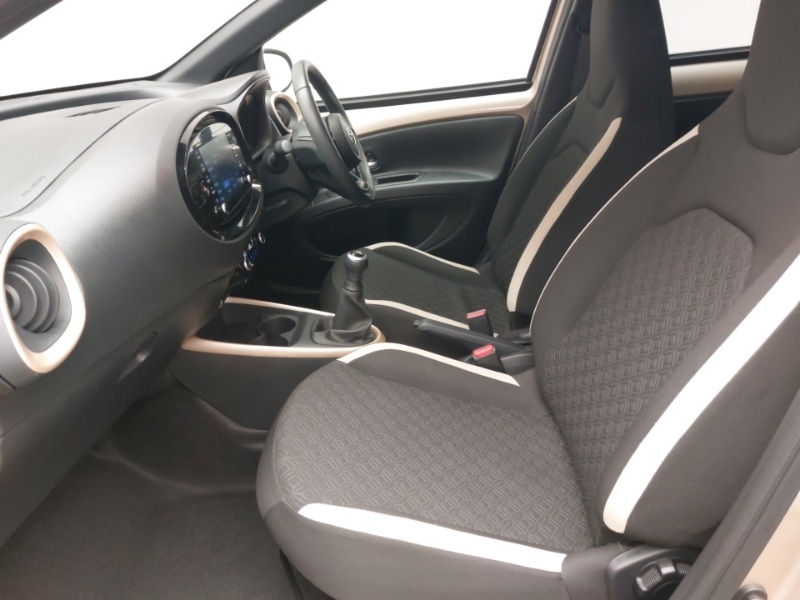 Used Toyota Aygo X 2023 for sale - 77196984: Photo 5