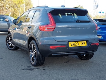 Used Volvo XC40 2023 for sale - 76948013: Photo