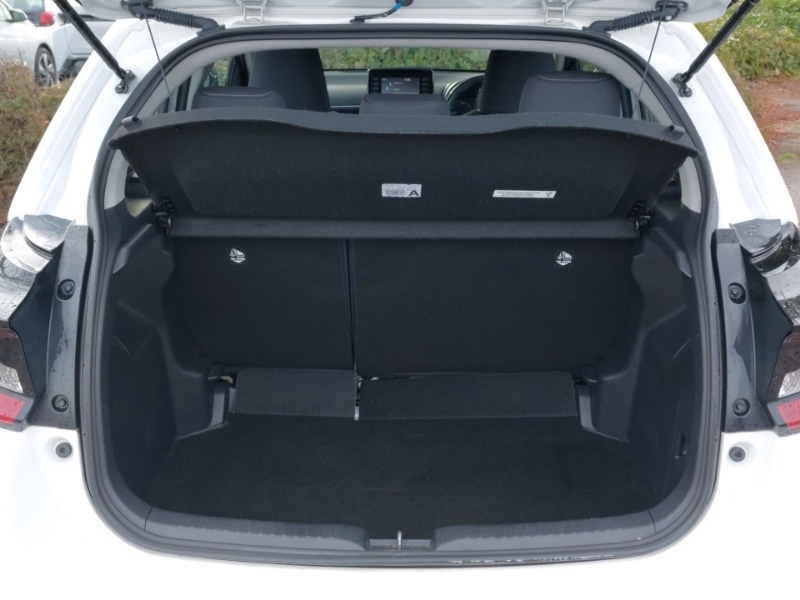 Used Toyota Yaris 2022 for sale - 78129262: Photo 8